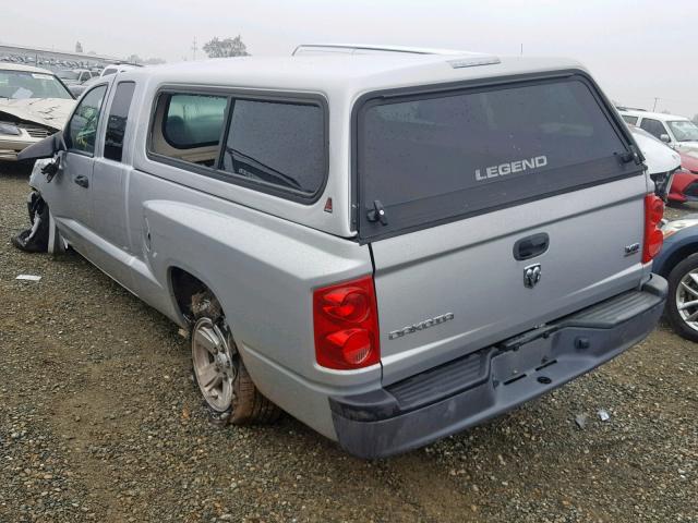 1D3HE32N98S590365 - 2008 DODGE DAKOTA SXT SILVER photo 3