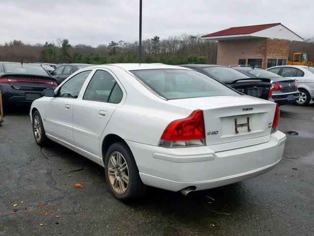 YV1RH592962518035 - 2006 VOLVO S60 2.5T WHITE photo 3