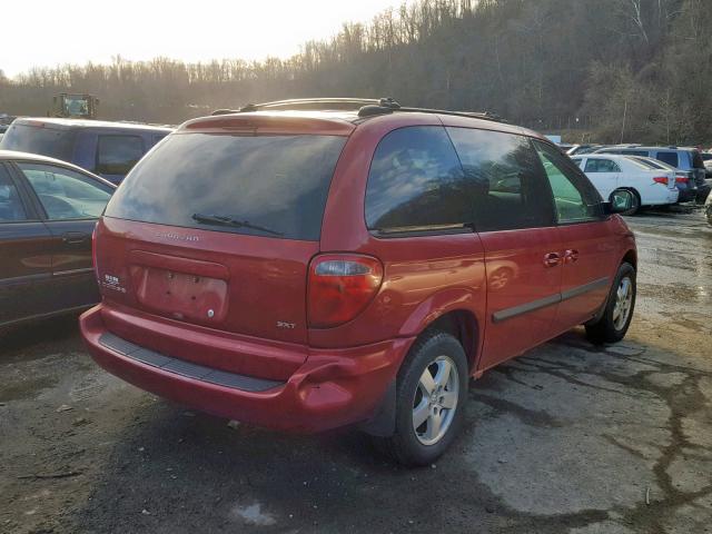 1D4GP45R95B144167 - 2005 DODGE CARAVAN SX RED photo 4