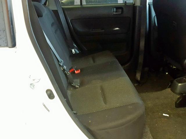 JTLKT324864051172 - 2006 TOYOTA SCION XB Ақ фото 6