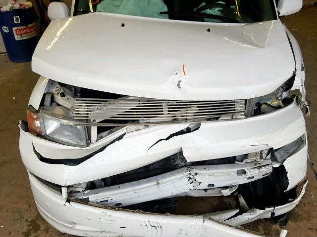 JTLKT324864051172 - 2006 TOYOTA SCION XB Ақ фото 7