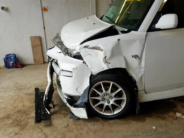 JTLKT324864051172 - 2006 TOYOTA SCION XB Ақ фото 9