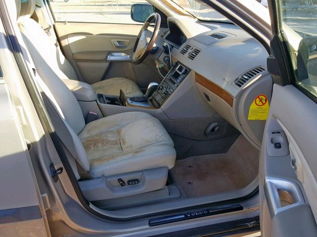 YV1CZ91H541097699 - 2004 VOLVO XC90 T6 GOLD photo 5