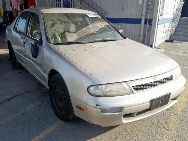 1N4BU31D6RC141558 - 1994 NISSAN ALTIMA XE GOLD photo 1