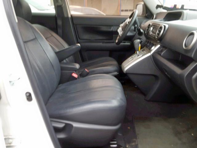 JTLZE4FE1A1097843 - 2010 TOYOTA SCION XB 白色 照片 5