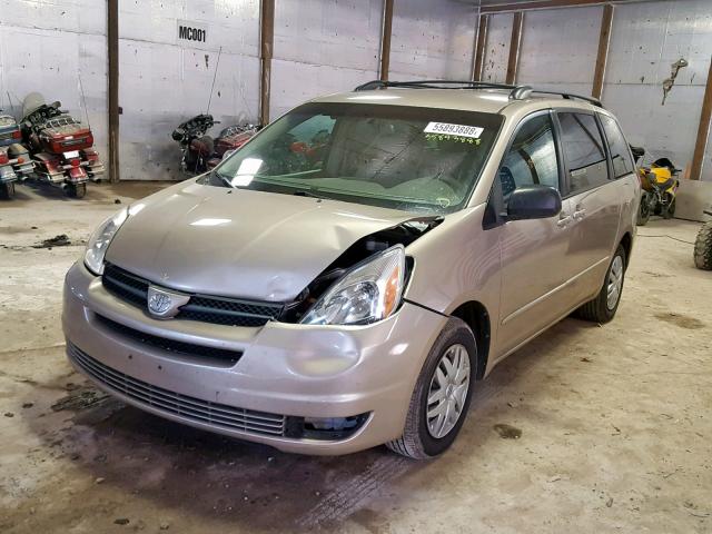 5TDZA23C55S222897 - 2005 TOYOTA SIENNA CE GOLD photo 2