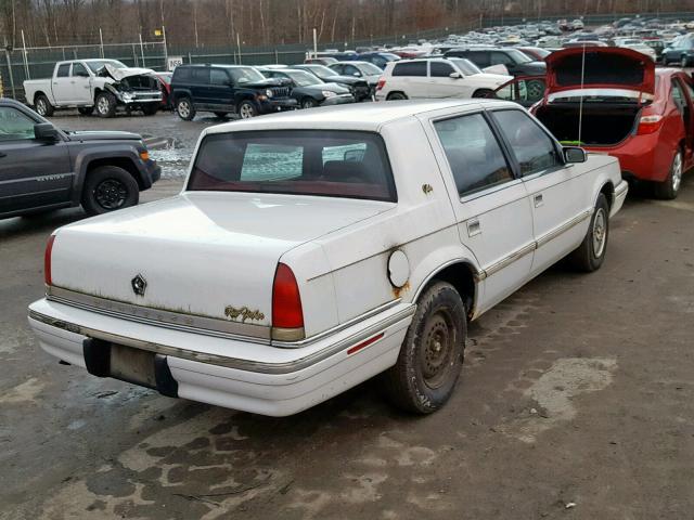 1C3XC66R7ND839629 - 1992 CHRYSLER NEW YORKER WHITE photo 4