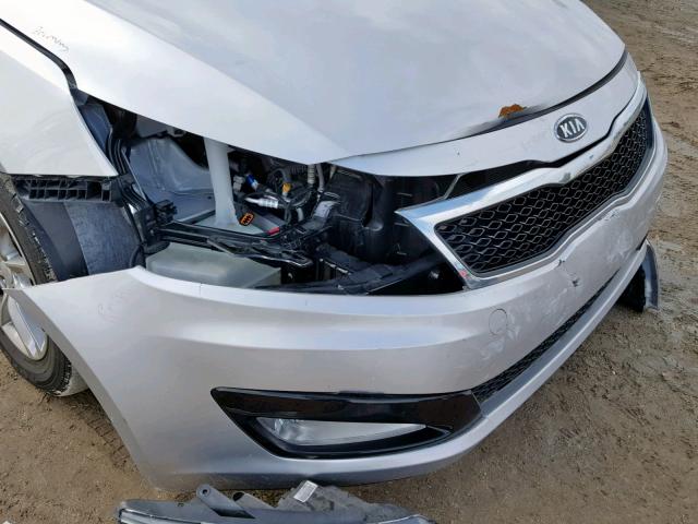 KNAGM4A74D5303178 - 2013 KIA OPTIMA LX SILVER photo 9