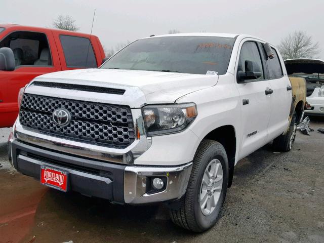 5TFDY5F11KX799630 - 2019 TOYOTA TUNDRA CRE WHITE photo 2