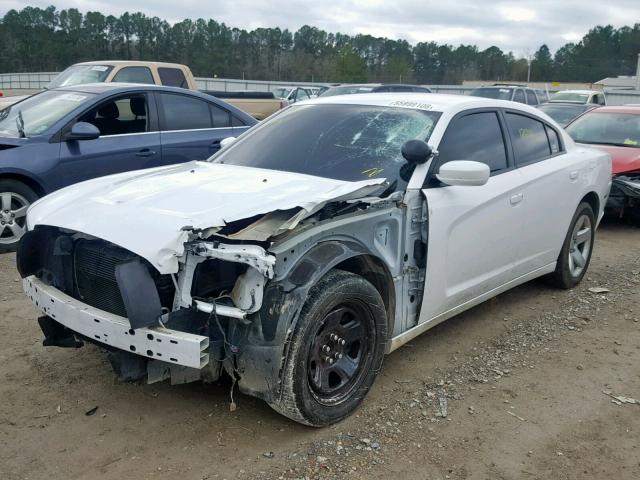 2C3CDXAT1EH172399 - 2014 DODGE CHARGER PO WHITE photo 2