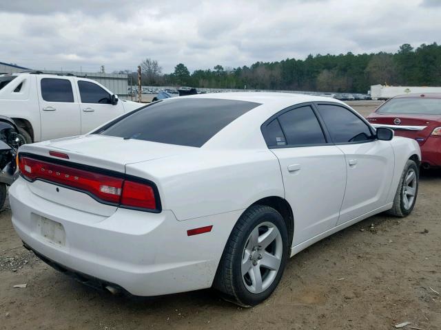 2C3CDXAT1EH172399 - 2014 DODGE CHARGER PO WHITE photo 4