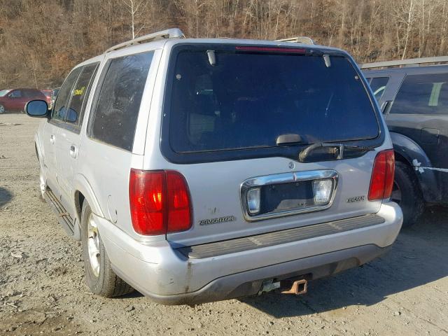5LMPU28L8WLJ34090 - 1998 LINCOLN NAVIGATOR GRAY photo 3