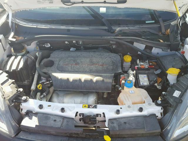 ZFBERFAB7H6D29825 - 2017 RAM PROMASTER 白色 照片 7