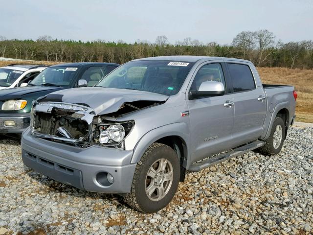 5TFEV58118X048983 - 2008 TOYOTA TUNDRA CRE SILVER photo 2