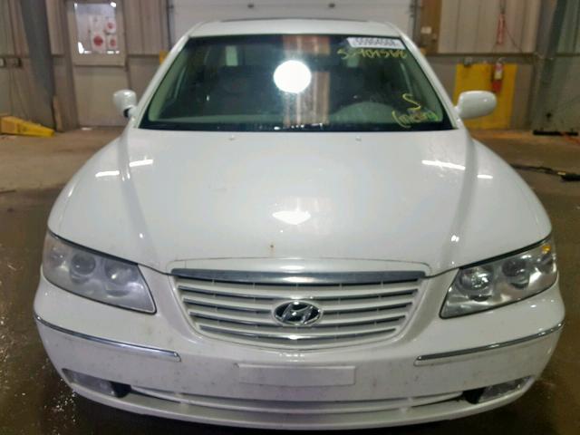 KMHFC46F96A078750 - 2006 HYUNDAI AZERA SE WHITE photo 9