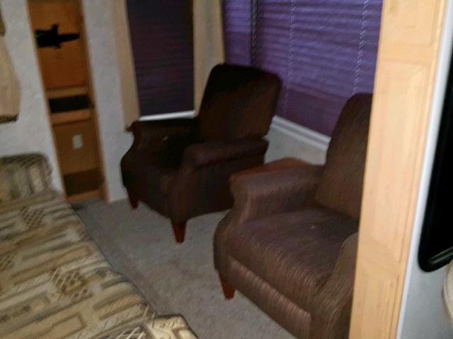 4YDF3602574701008 - 2007 KEYSTONE MONTANA WHITE photo 7