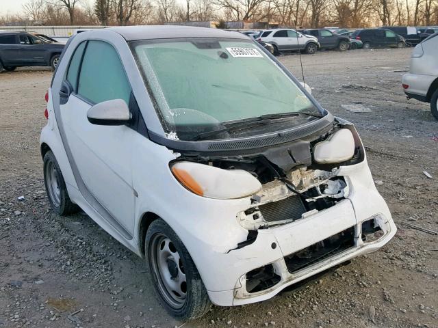 WMEEJ3BA0FK809331 - 2015 SMART FORTWO PUR WHITE photo 1