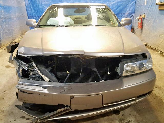 1G6KS54YX4U118638 - 2004 CADILLAC SEVILLE SL GOLD photo 9