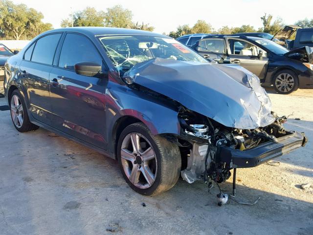 3VW2K7AJ9EM324679 - 2014 VOLKSWAGEN JETTA BASE 银色 照片 1