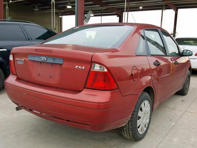 1FAFP34N35W188052 - 2005 FORD FOCUS ZX4 BURGUNDY photo 4