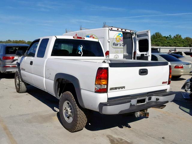 1GTHC29U77E179677 - 2007 GMC SIERRA C25 WHITE photo 3