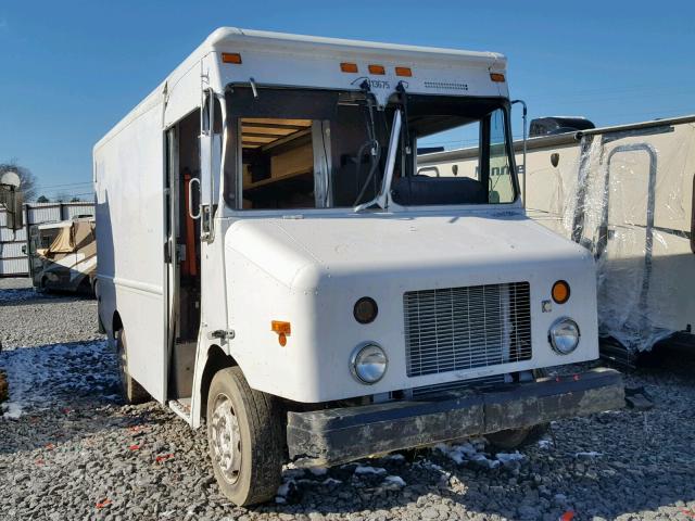 4UZAANCP74CL85340 - 2004 FREIGHTLINER CHASSIS M WHITE photo 1