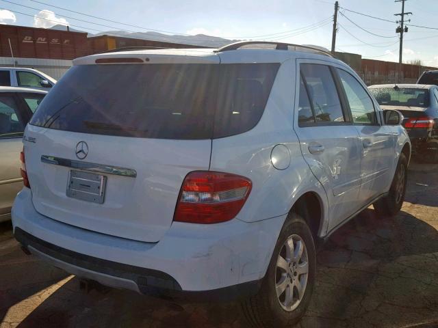 4JGBB86E26A065662 - 2006 MERCEDES-BENZ ML 350 WHITE photo 4