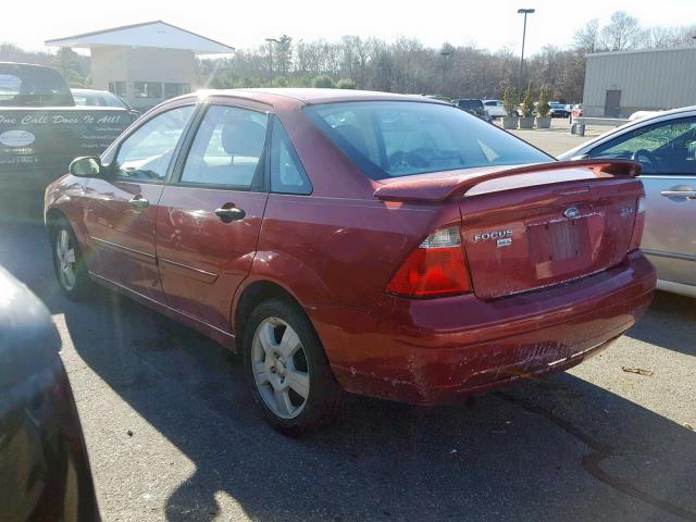1FAFP34N95W267192 - 2005 FORD FOCUS ZX4 RED photo 3