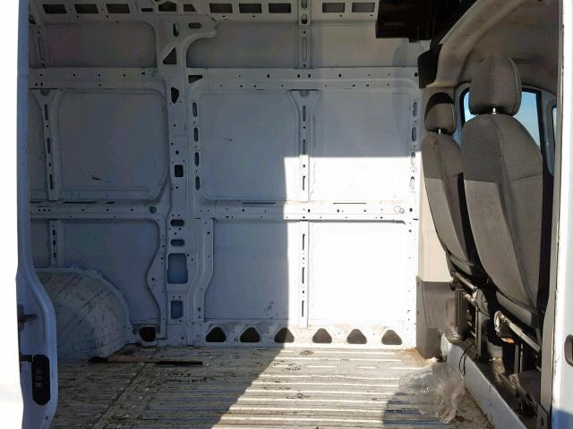 3C6TRVCG5JE112799 - 2018 RAM PROMASTER 白色 照片 6