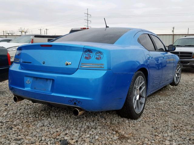 2B3LA73W68H171394 - 2008 DODGE CHARGER SR BLUE photo 4