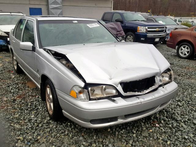 YV1LS55A3X2618363 - 1999 VOLVO S70 SILVER photo 1