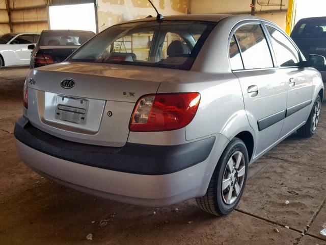 KNADE123766086961 - 2006 KIA RIO SILVER photo 4