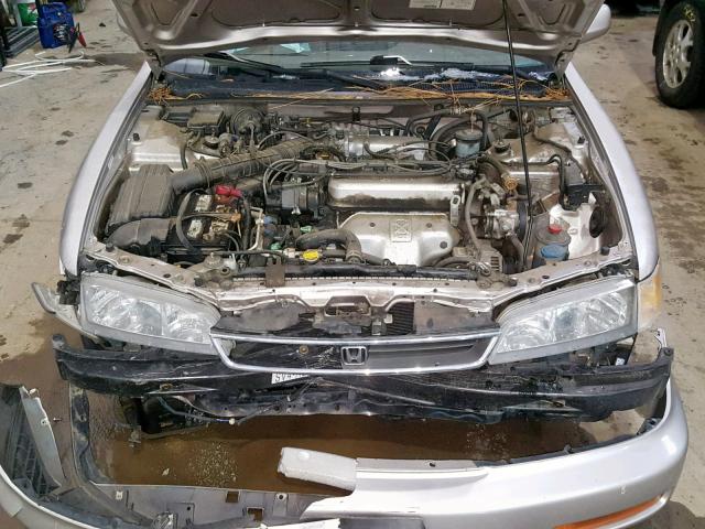 1HGCD5607VA195376 - 1997 HONDA ACCORD GRAY photo 7