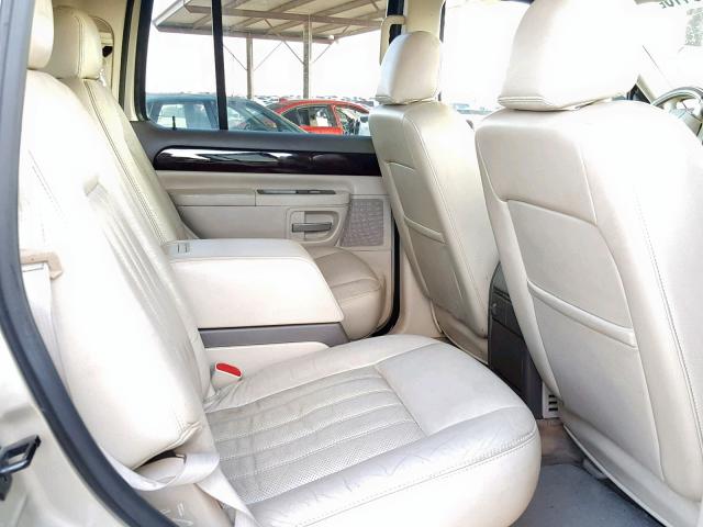 5LMEU68H74ZJ13624 - 2004 LINCOLN AVIATOR 金色 照片 6