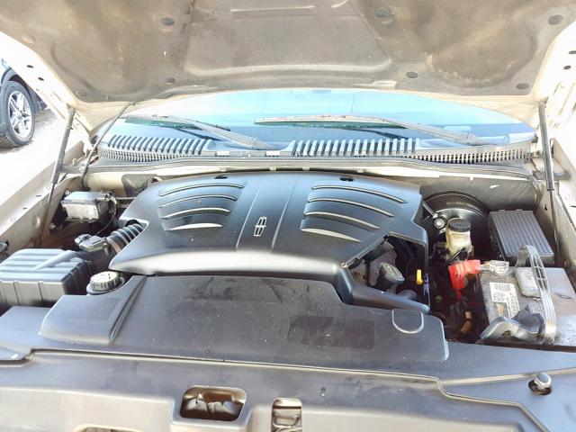 5LMEU68H74ZJ13624 - 2004 LINCOLN AVIATOR 金色 照片 7