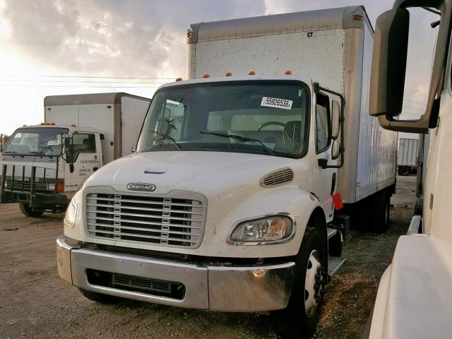 1FVACWDT8BDAY0430 - 2011 FREIGHTLINER M2 106 MED WHITE photo 2