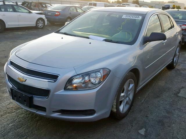 1G1ZA5E0XCF395437 - 2012 CHEVROLET MALIBU LS 银色 照片 2