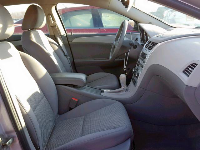 1G1ZB5EB9AF208328 - 2010 CHEVROLET MALIBU LS 银色 照片 5