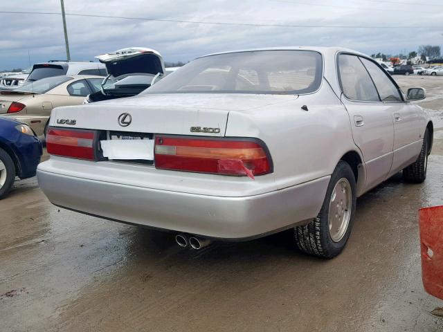 JT8BF12G8T0171315 - 1996 LEXUS ES 300 BEIGE photo 4