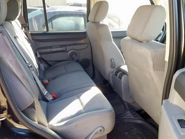 1J8HH48K57C599696 - 2007 JEEP COMMANDER BLACK photo 6