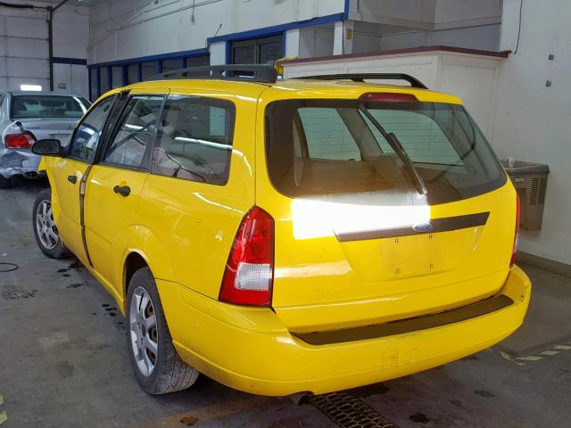 1FAFP36N25W275809 - 2005 FORD FOCUS ZXW YELLOW photo 3