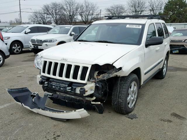 1J8GR48KX8C236854 - 2008 JEEP GRAND CHER WHITE photo 2