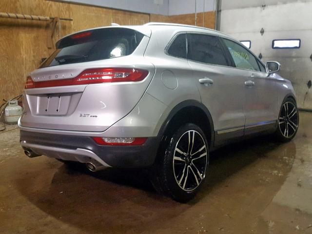 5LMTJ3DH1HUL28648 - 2017 LINCOLN MKC RESERV SILVER photo 4