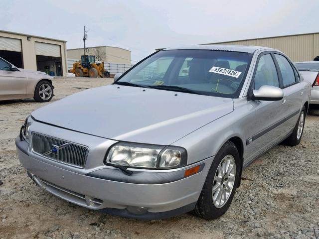 YV1TS90D511207441 - 2001 VOLVO S80 T6 SILVER photo 2