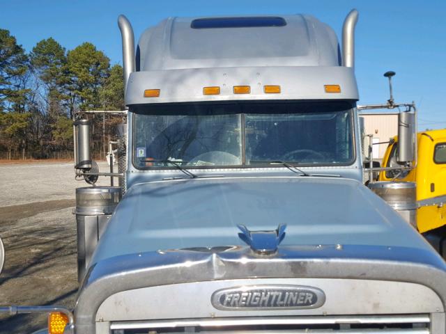 1FUJAPCK05DN44868 - 2005 FREIGHTLINER CONVENTION BLUE photo 7