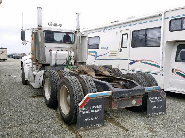 1XPHDB9X49D780303 - 2009 PETERBILT 337 WHITE photo 3