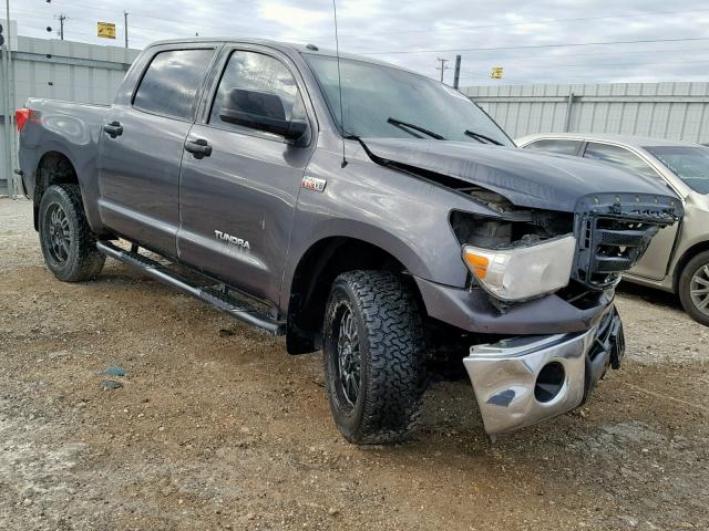 5TFEY5F18DX142332 - 2013 TOYOTA TUNDRA CRE GRAY photo 1