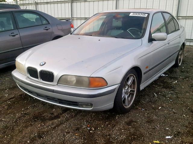 WBADN6340YGM67052 - 2000 BMW 540 I AUTO SILVER photo 2