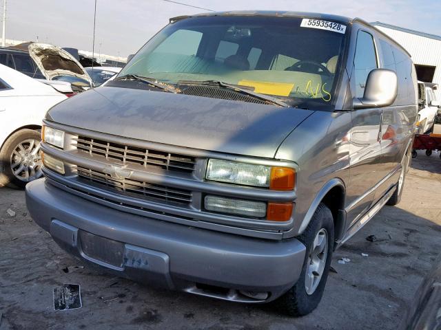 1GNFG65R711190950 - 2001 CHEVROLET EXPRESS G1 GOLD photo 2