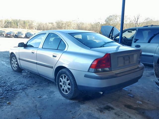 YV1RS61R822167323 - 2002 VOLVO S60 SILVER photo 3